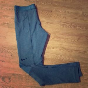 Nike Pro workout leggings